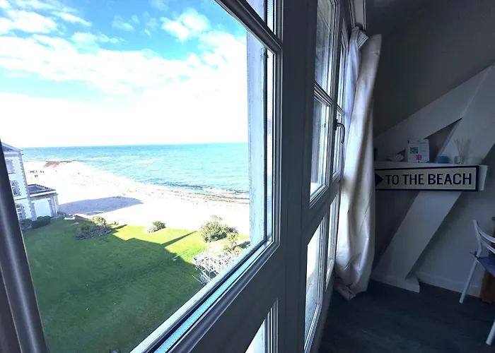 Château Vue Piscine Appartement *