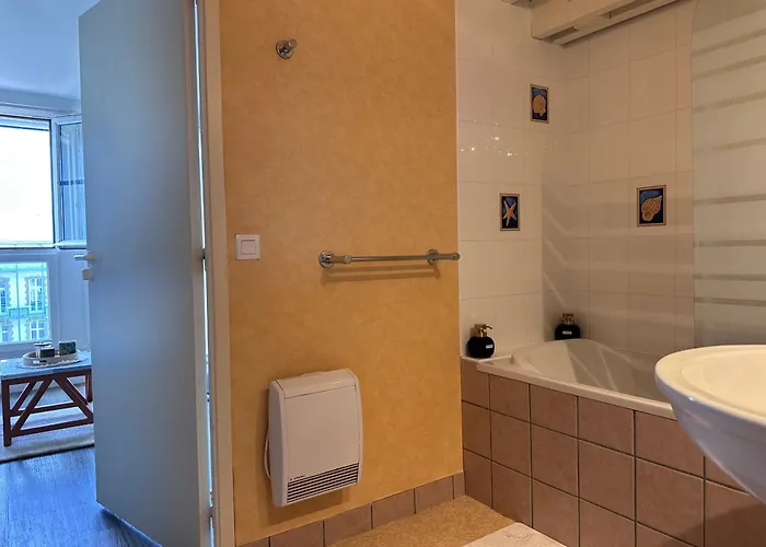 Appartement Château Vue Piscine *